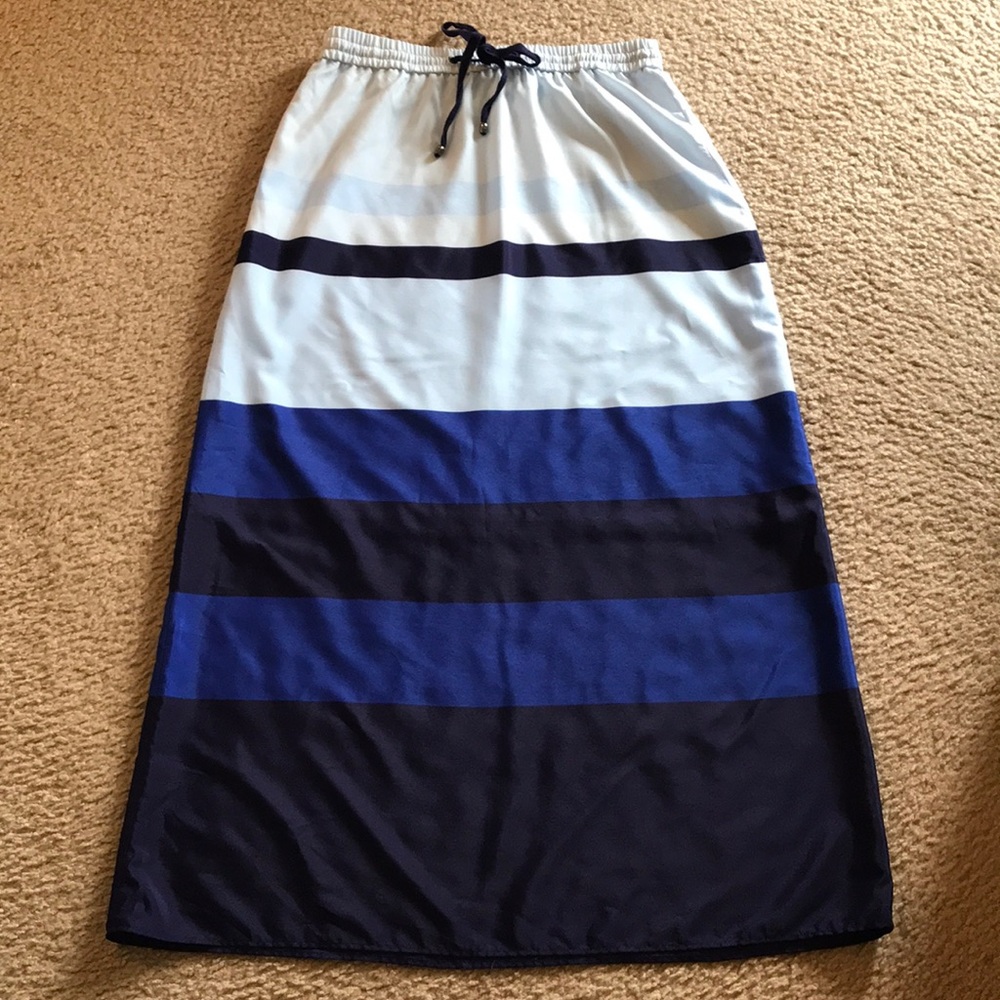 Brand New Y2K Maxi Skirt in Shades of Blue